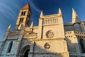 Santa-María-la-Antigua-Church