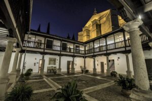 Palacio-Lopez-Villasenor
